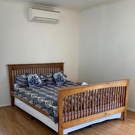 อะดิเลด ฮอลิเดย์ โฮม Apartment แอดิเลด ภายนอก รูปภาพ