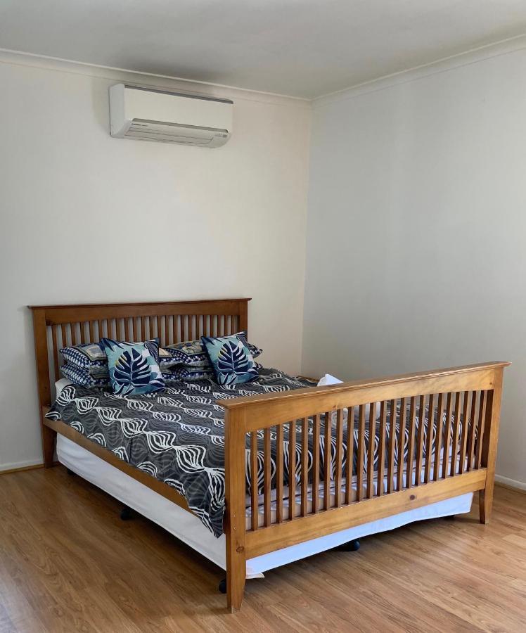 อะดิเลด ฮอลิเดย์ โฮม Apartment แอดิเลด ภายนอก รูปภาพ