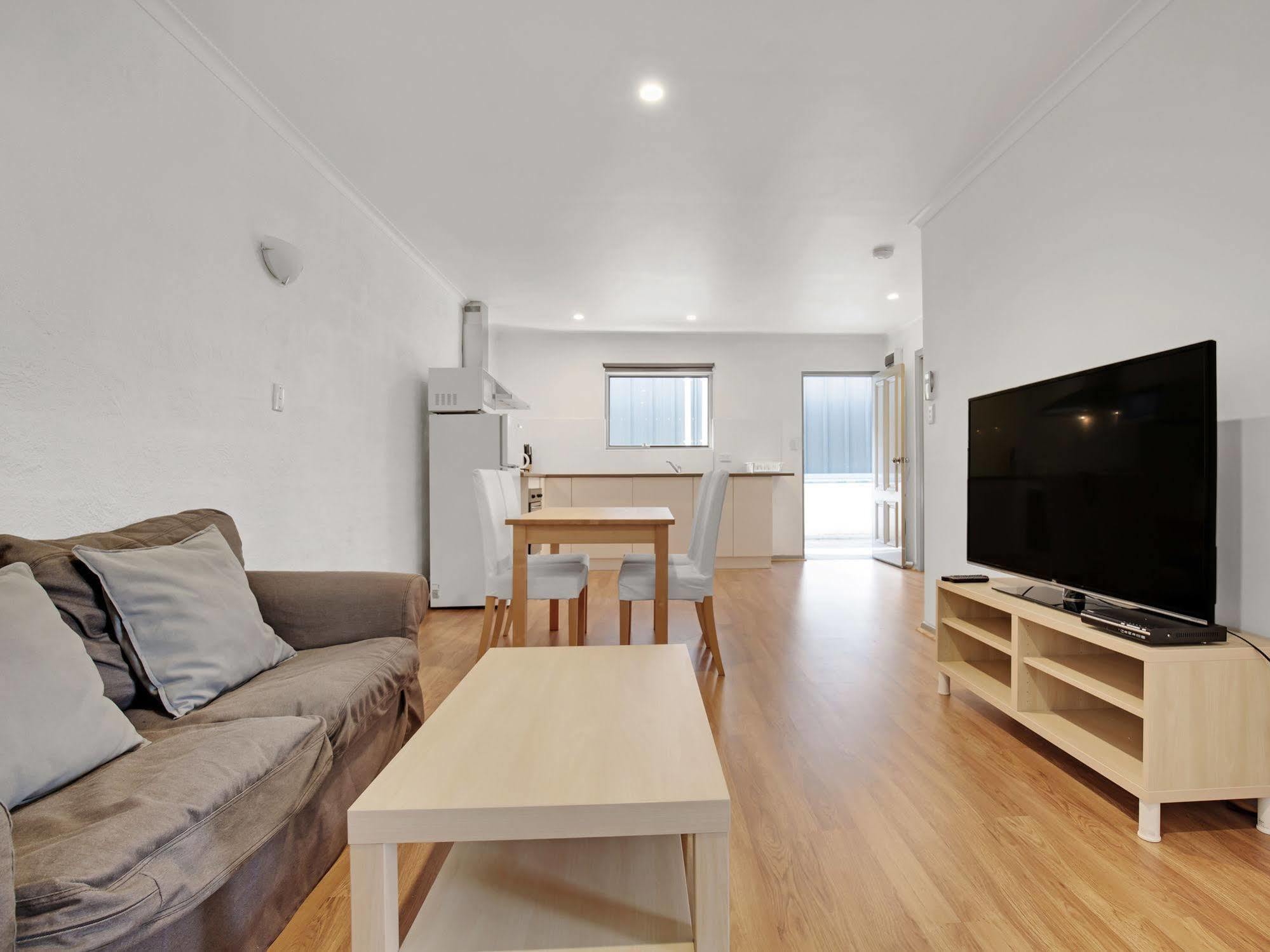 อะดิเลด ฮอลิเดย์ โฮม Apartment แอดิเลด ภายนอก รูปภาพ