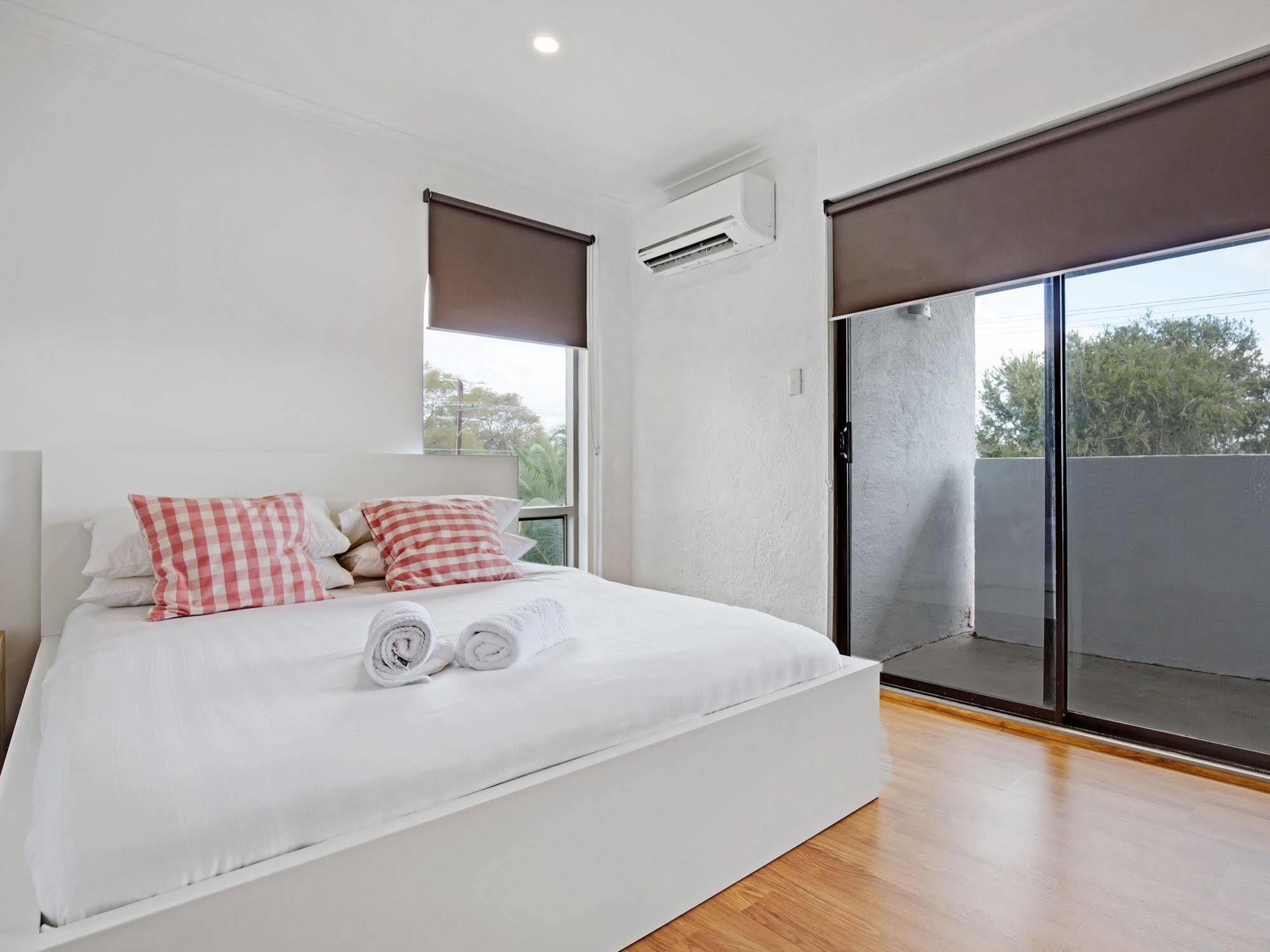 อะดิเลด ฮอลิเดย์ โฮม Apartment แอดิเลด ภายนอก รูปภาพ