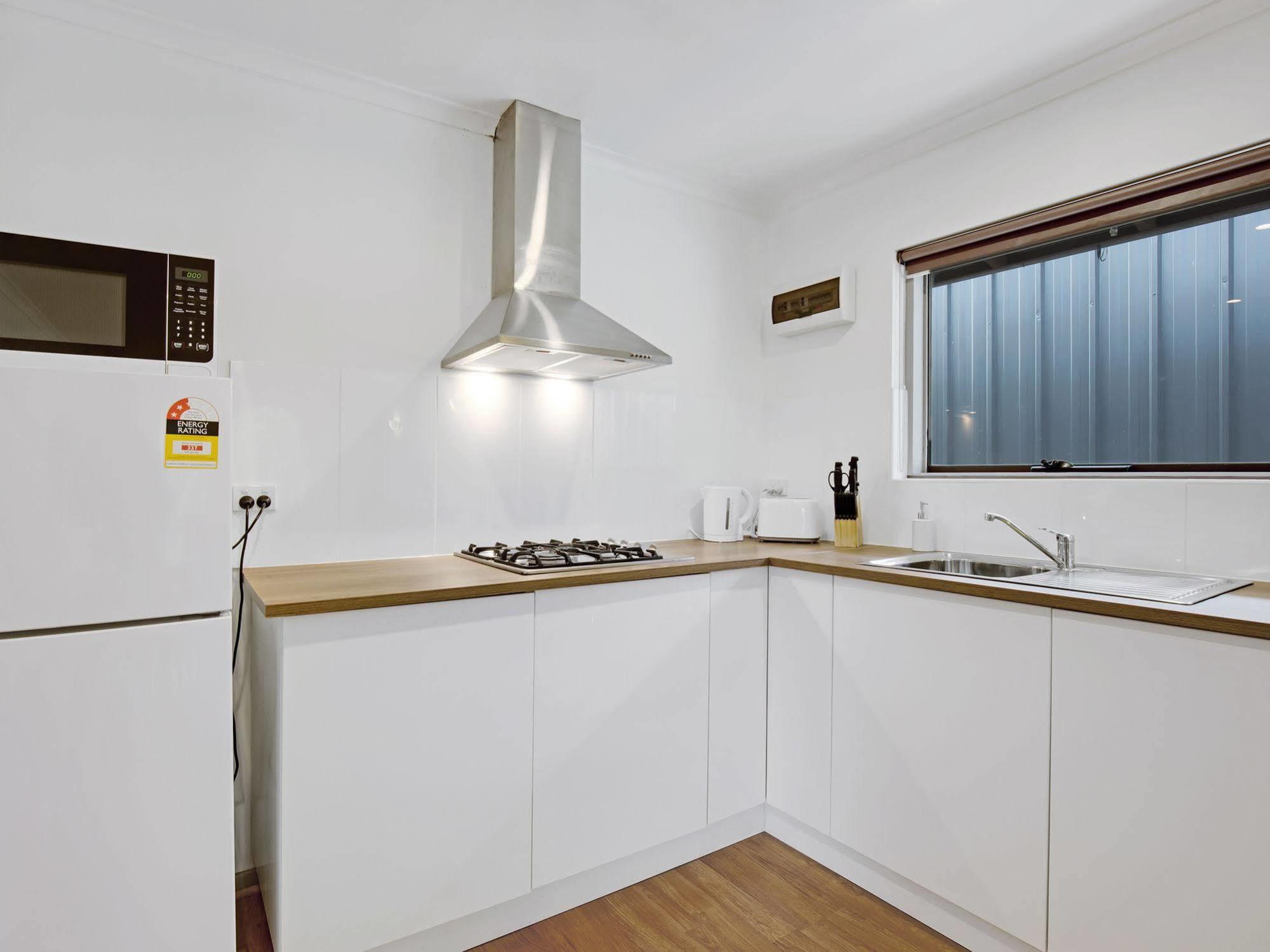 อะดิเลด ฮอลิเดย์ โฮม Apartment แอดิเลด ภายนอก รูปภาพ