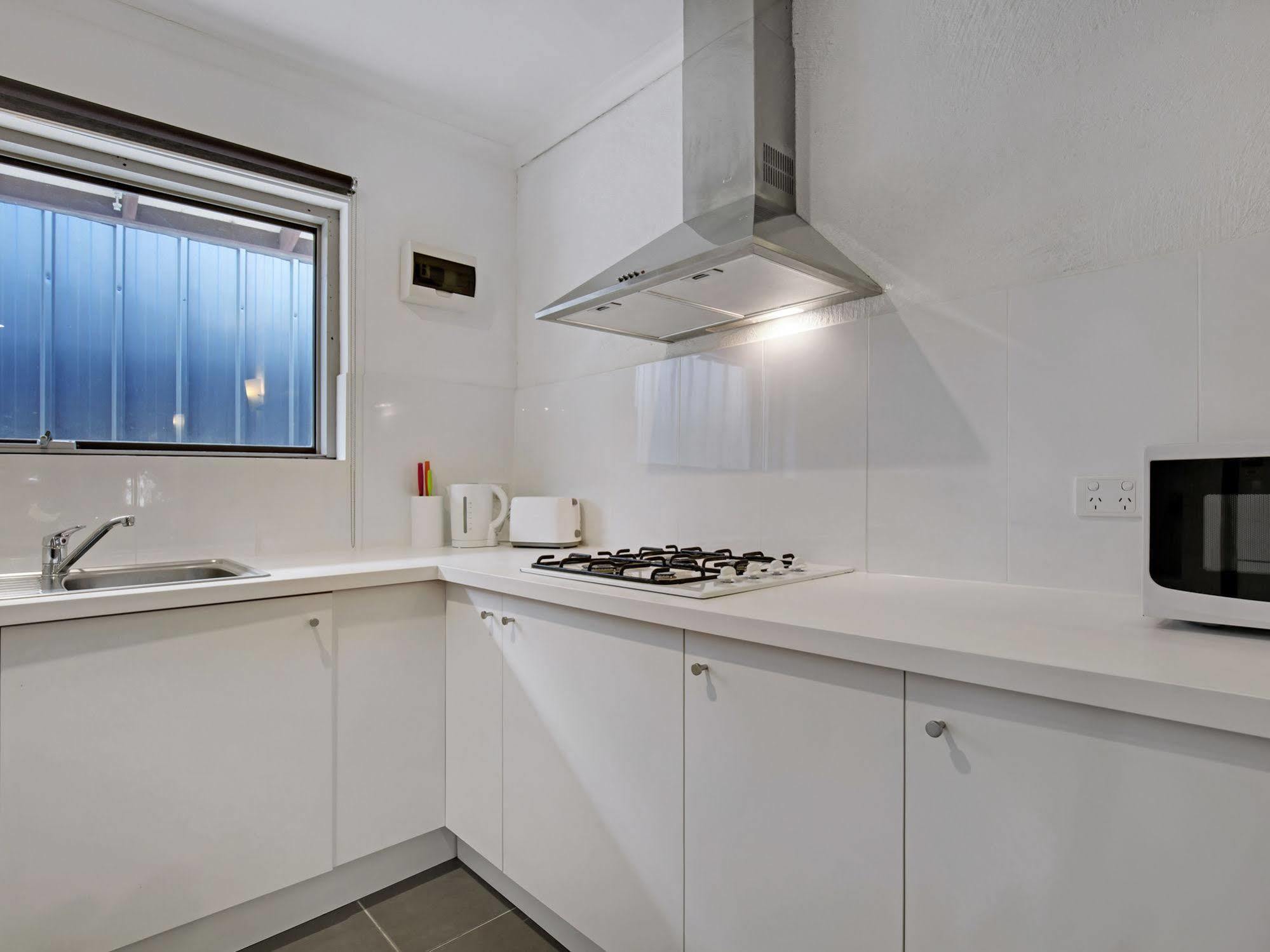 อะดิเลด ฮอลิเดย์ โฮม Apartment แอดิเลด ภายนอก รูปภาพ