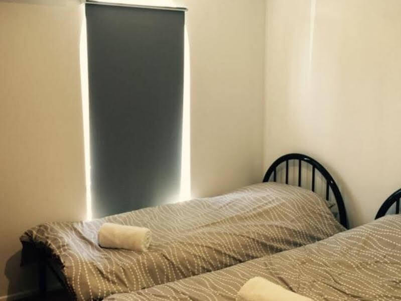 อะดิเลด ฮอลิเดย์ โฮม Apartment แอดิเลด ภายนอก รูปภาพ